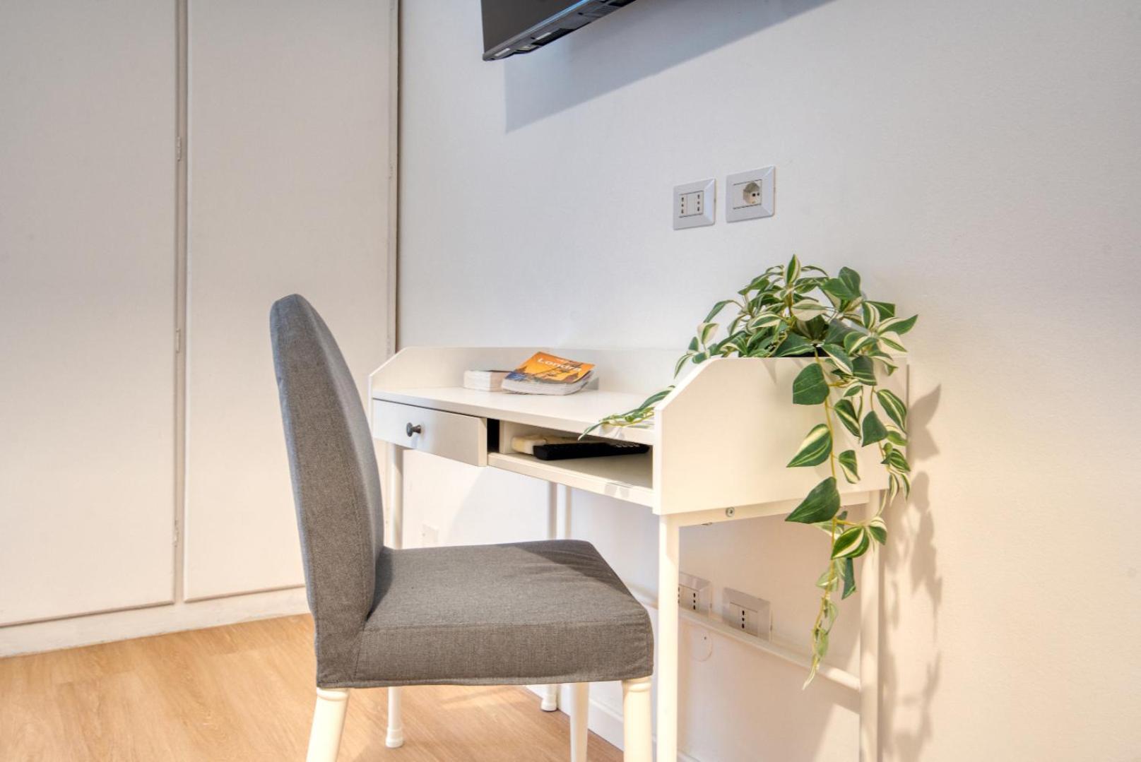Italianflat - Elegant Suites With Balcony In Navigli Milan Exterior photo